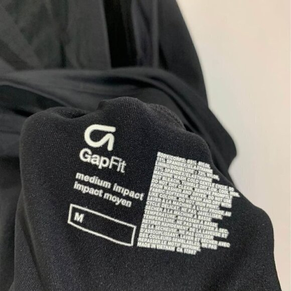 GAP fit woman’s workout tank. Cutouts and strappy back. Black. Size medium. New - Picture 9 of 10